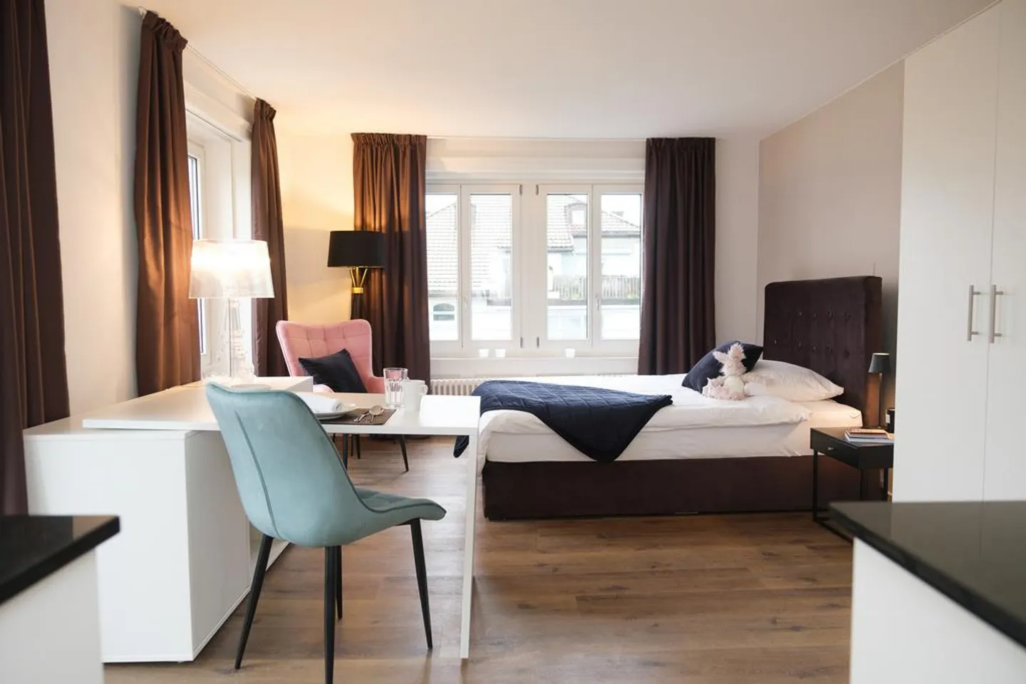 Zauberhaft möbliertes Appartement mit Balkon im Sternmattquartier - Foto 4 von 11