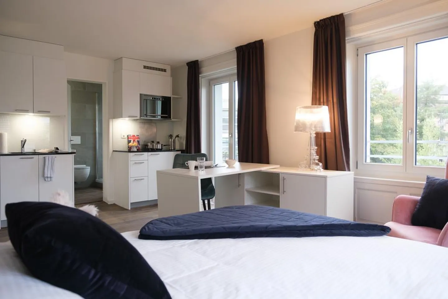 Zauberhaft möbliertes Appartement mit Balkon im Sternmattquartier - Foto 8 von 11