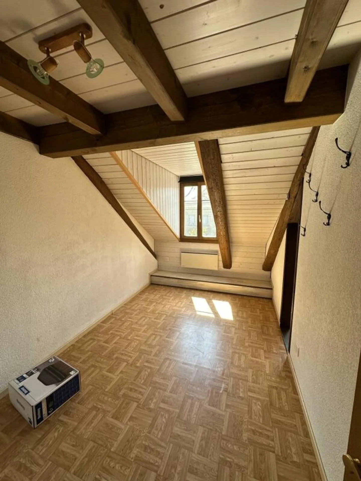 Edificio in affitto con superficie commerciale - Proprietà residenziale e commerciale - Foto 9 di 13