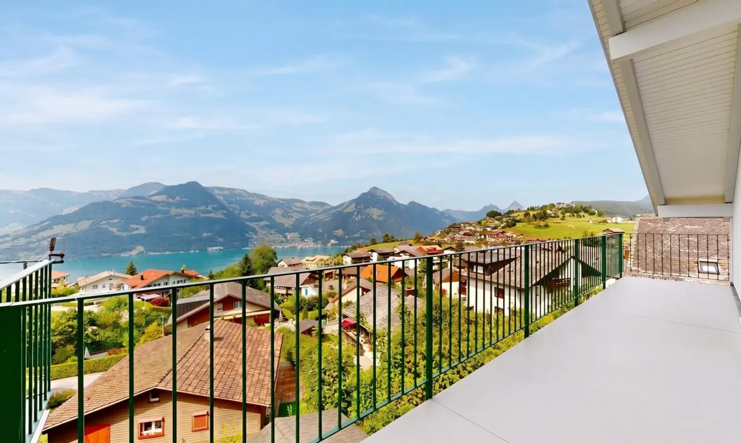 Charmantes Doppelhaus mit Seeblick - Foto 3 von 11