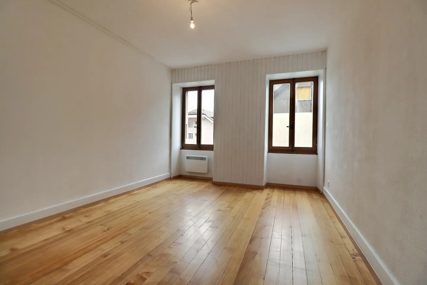 Beautiful 3-room apartment in the center of Lucens - Photo 5 of 7