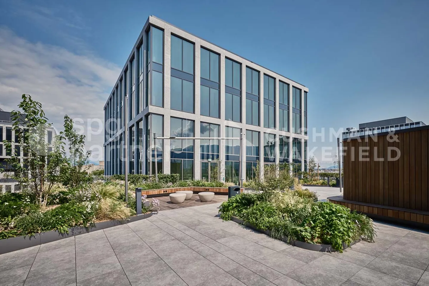 Offices for rent, raw offices of 872 m² on the 2nd floor of the South Tower of Alto Pont-Rouge - Photo 2 of 10