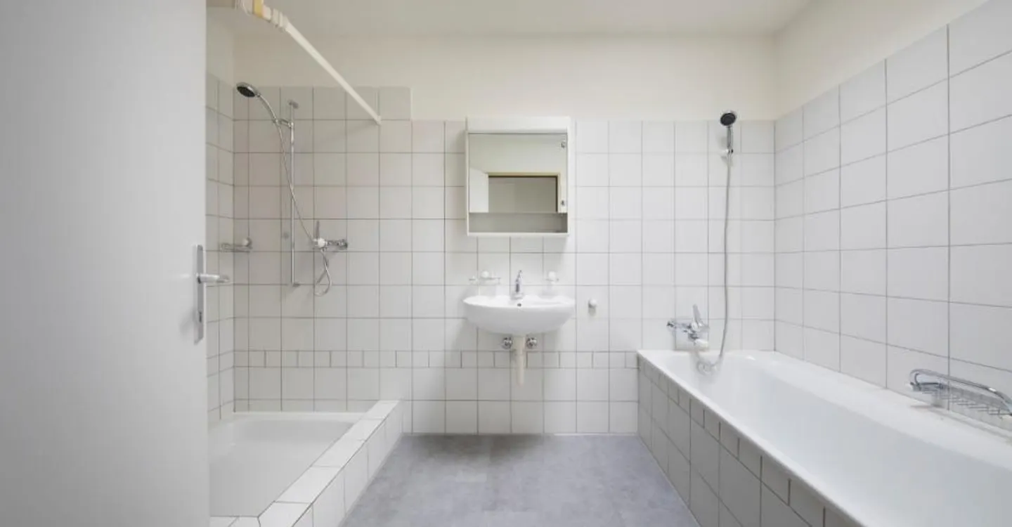 Charmante Dachwohnung - Foto 6 von 6
