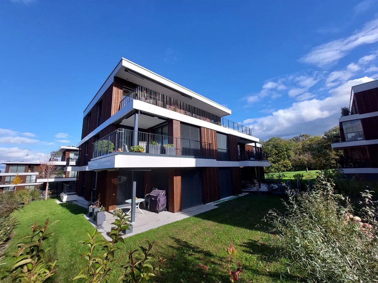 New apartment in a beautiful residential area near Lake Constance - Photo 1 of 8