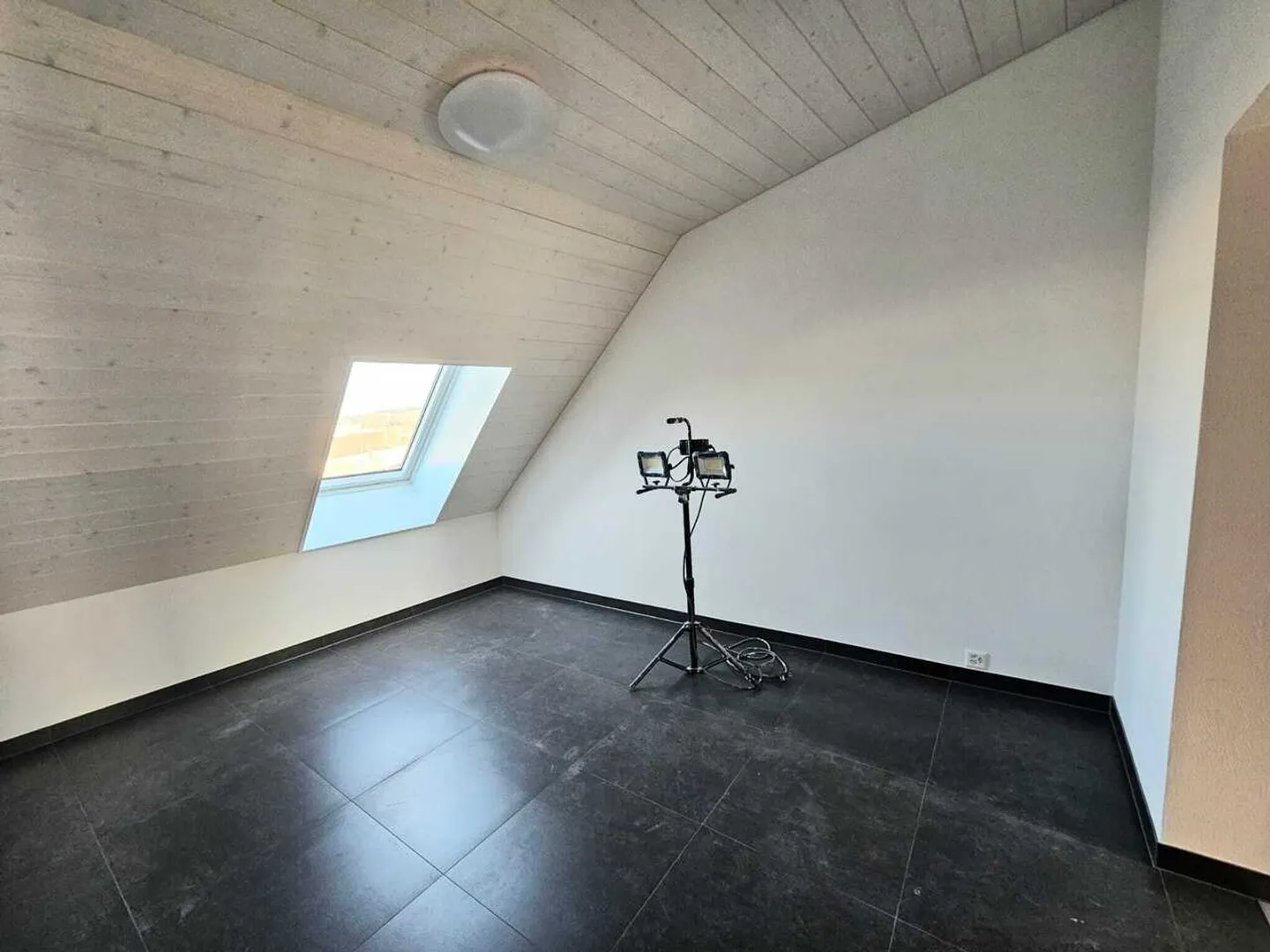 Appartement moderne avec vue imprenable - Photo 4 sur 7