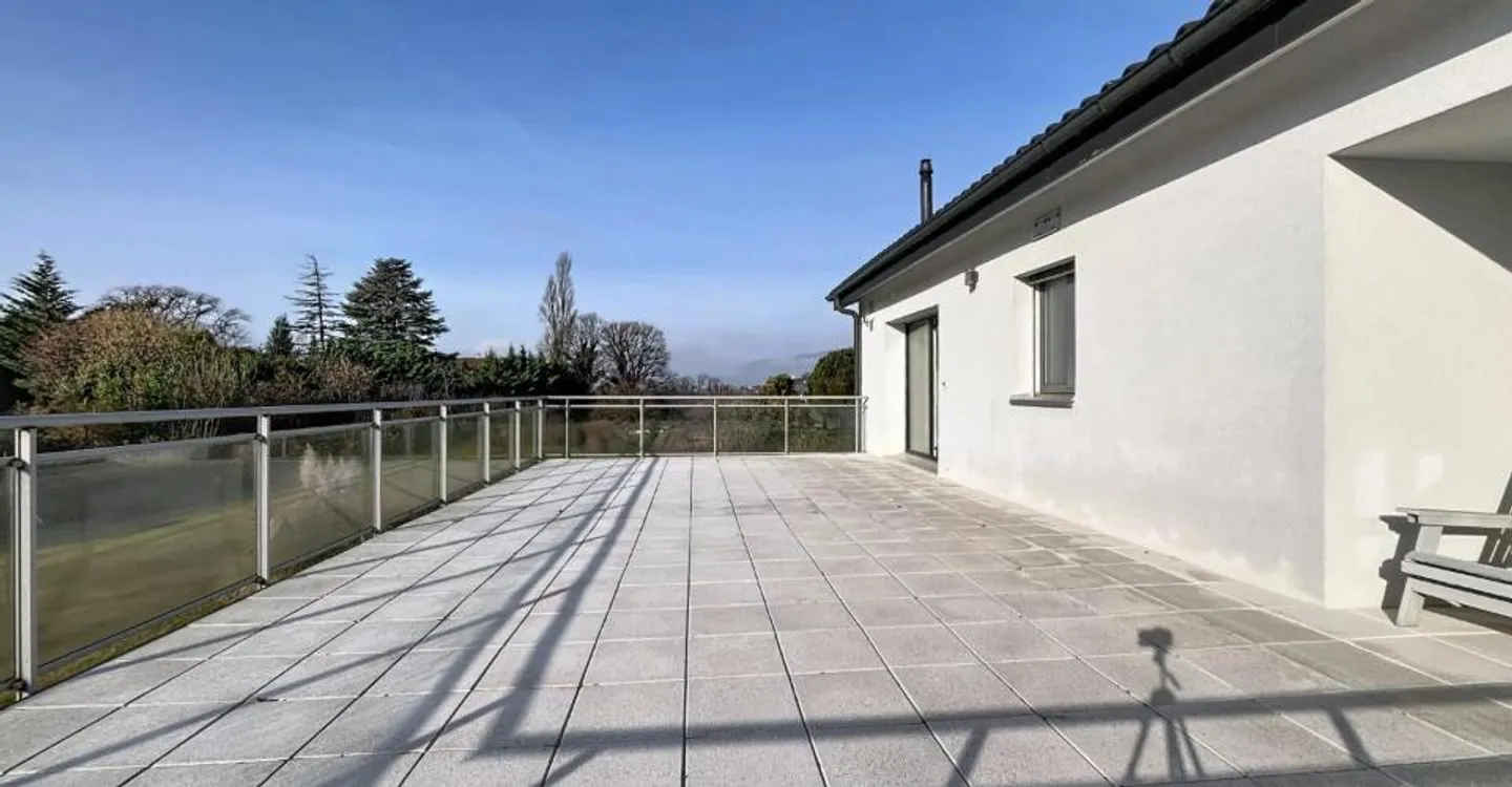 Helle Villa in der Nähe der Internationalen Schule - Foto 5 von 12