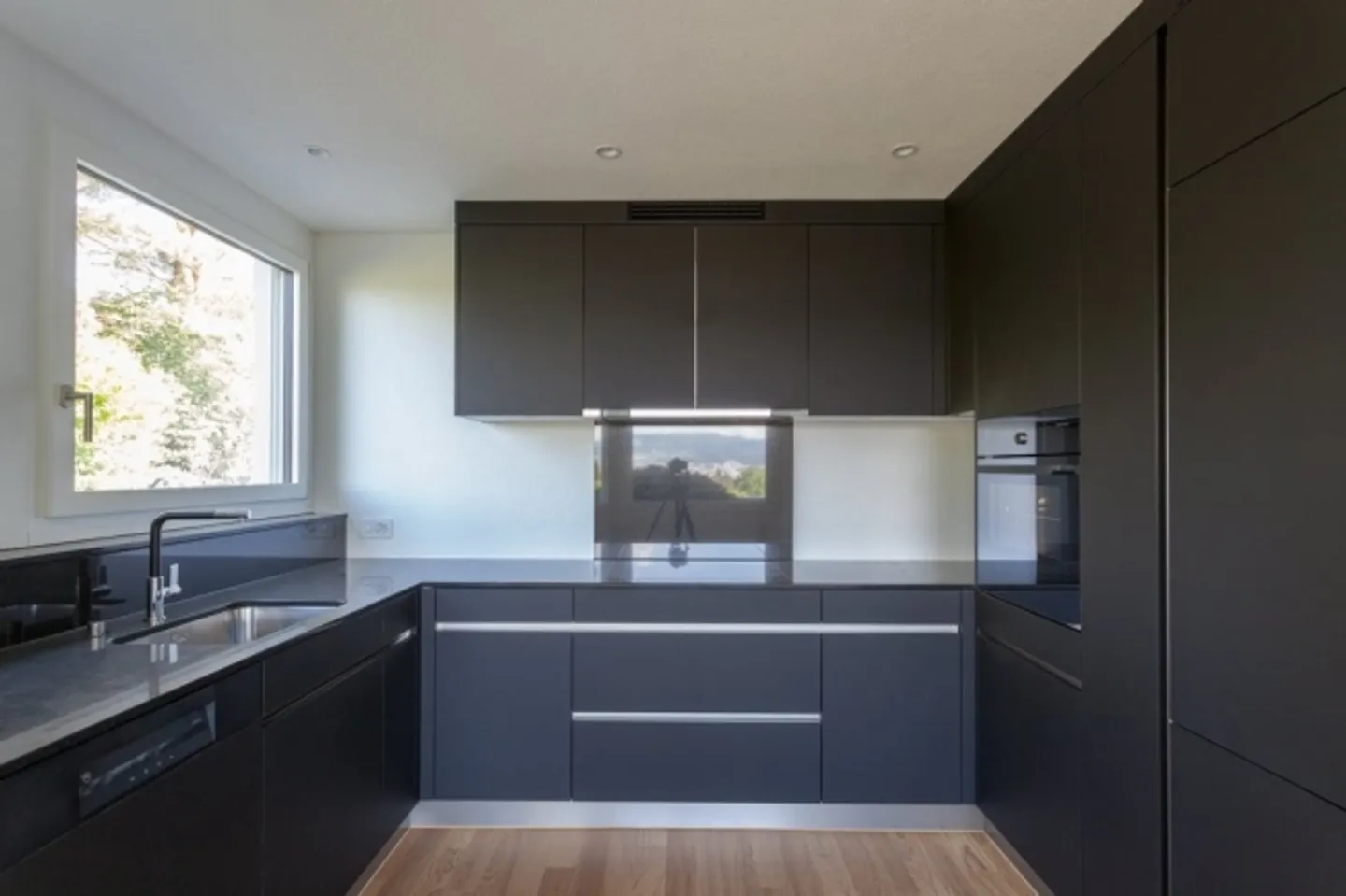 Apartment for rent - Photo 2 of 9