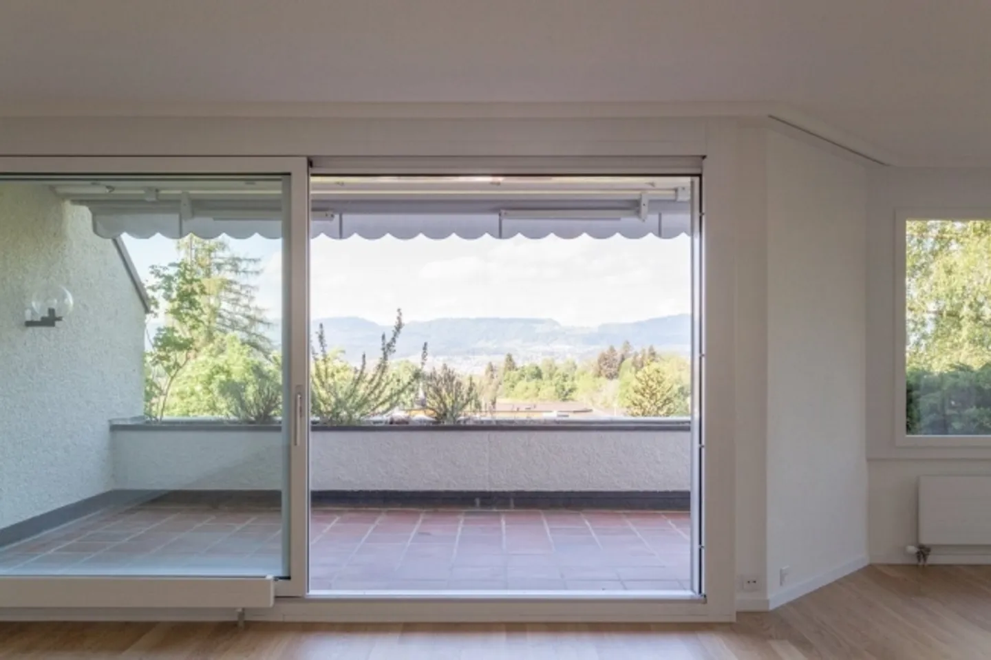 Apartment for rent - Photo 7 of 9