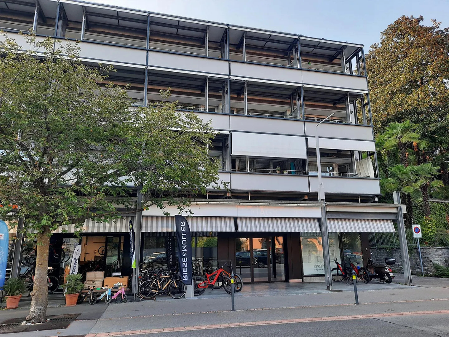 Modern, bright 1-room apartment on the 3rd floor with balcony - Photo 1 of 17