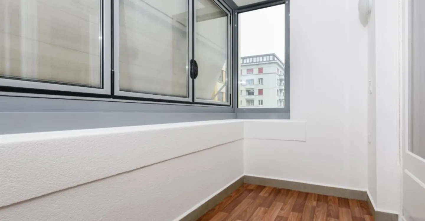 Appartement idéalement situé à Fribourg - Foto 6 di 7