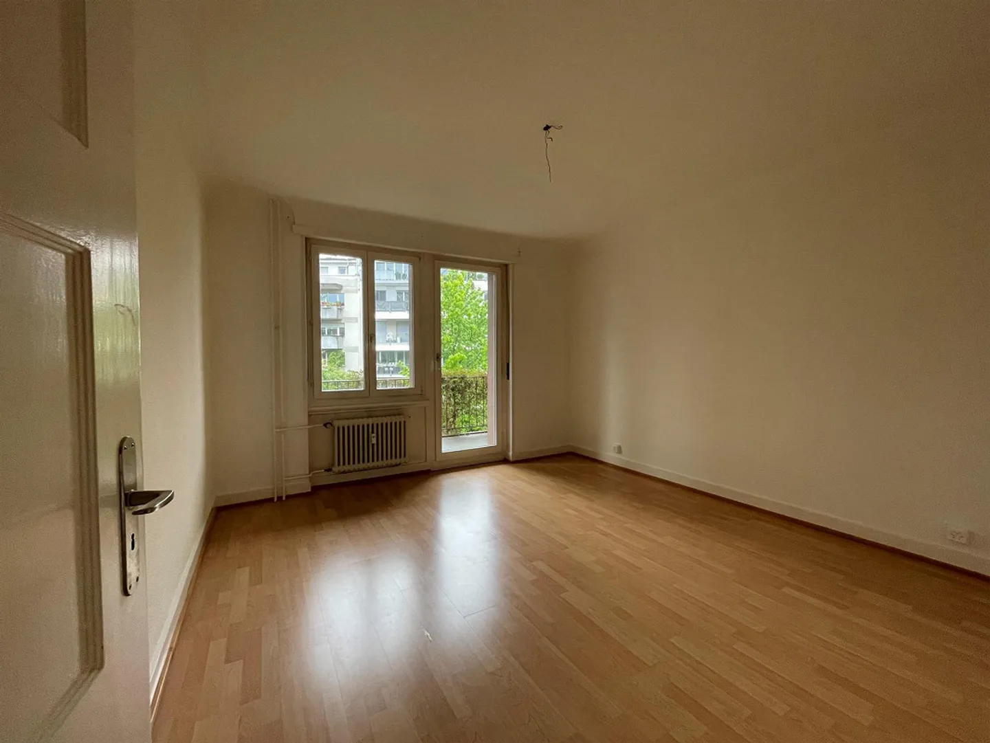 Central near Tellplatz and SBB train station - Photo 4 of 8