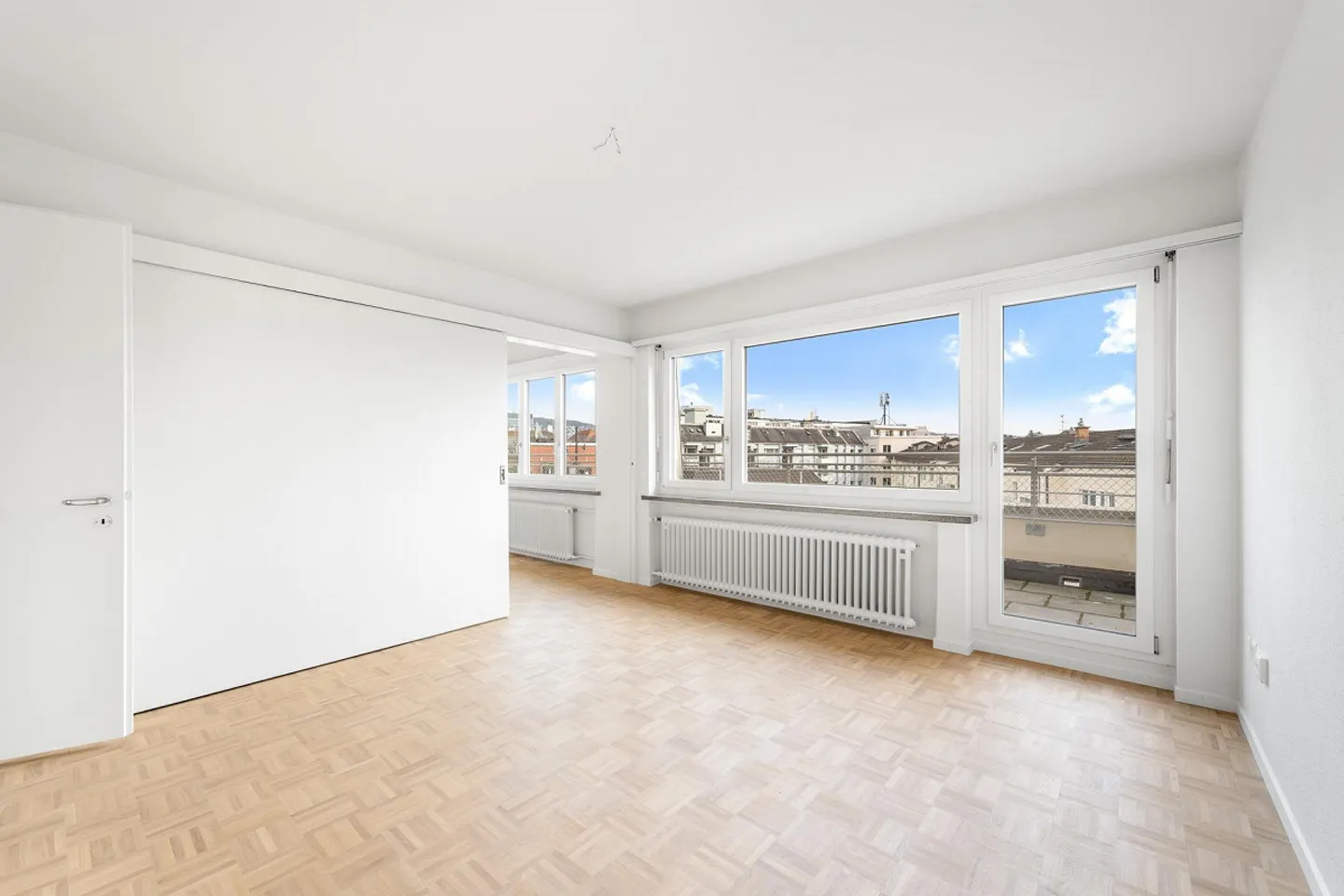 Récemment rénové - Central - Moderne - Votre nouveau chez-vous ? - Photo 4 sur 13