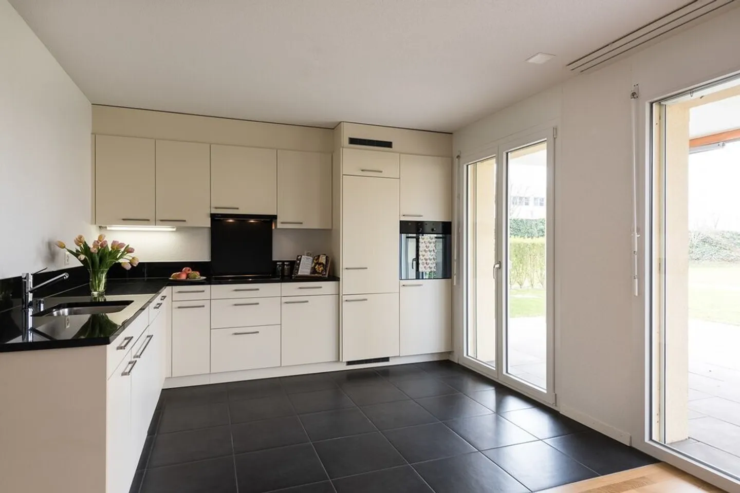 L'appartamento perfetto di 4,5 stanze in una posizione tranquilla - Foto 5 di 8