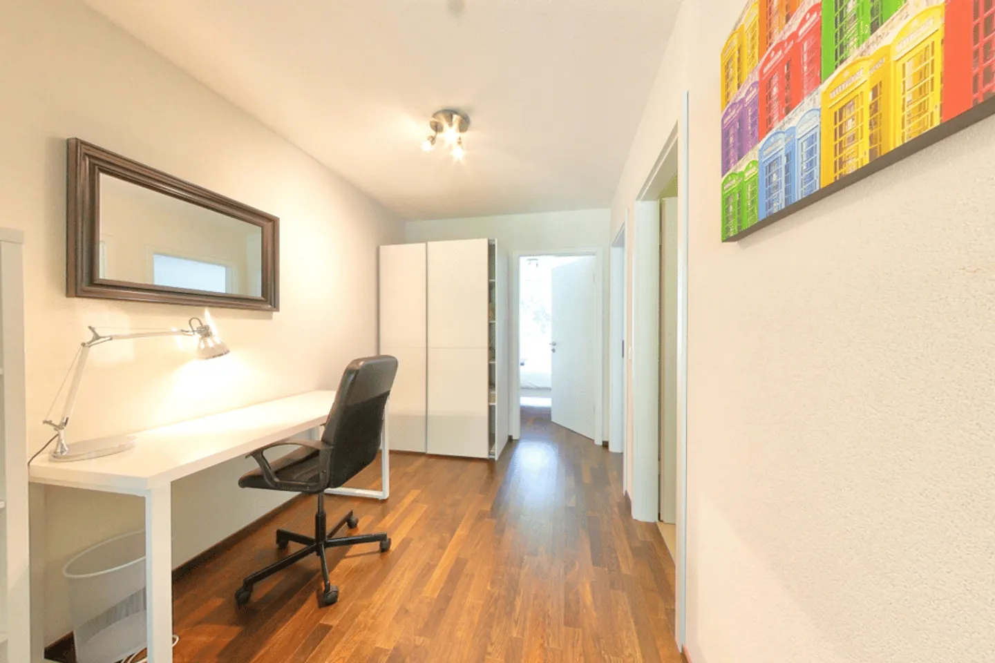 LIMITED OFFER - Elegant 2-bed Furnished Apartment with Lake Views in Morges - Photo 8 of 12