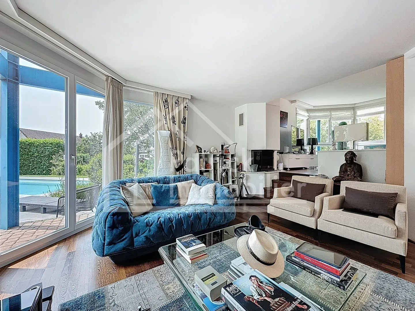 Villa mit Charme und Nebengebäude sowie Schwimmbad, nahe Lausanne - Foto 4 von 13