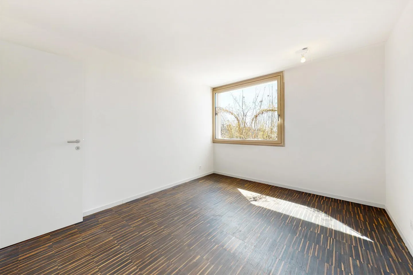 Close to the city center! - Photo 5 of 7