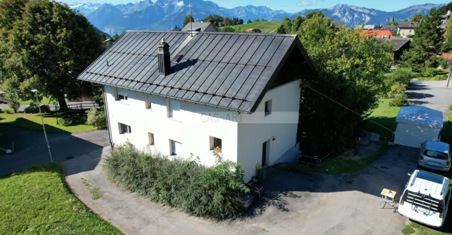house with two apartments in Leysin - Photo 3 of 10