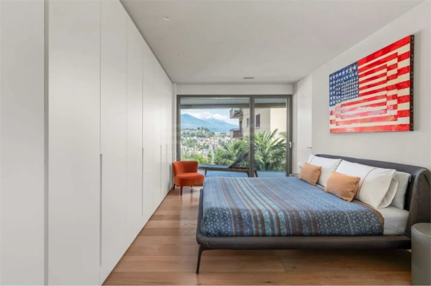 Penthouse for Sale in Lugano with Lake View - Photo 8 of 17