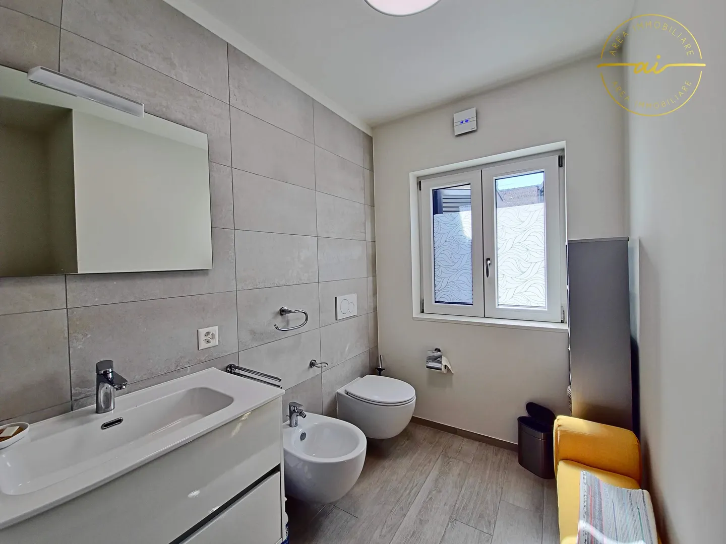 3.5-ROOM APARTMENT IN THE NUCLEUS OF GENESTRERIO - Photo 9 of 13