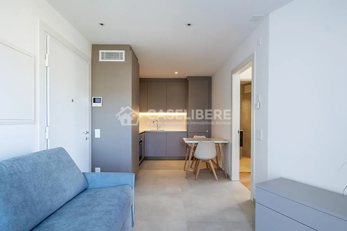 STUNNING 2.5 ROOMS FURNISHED APARTMENT IN MASSAGNO - Photo 1 of 13