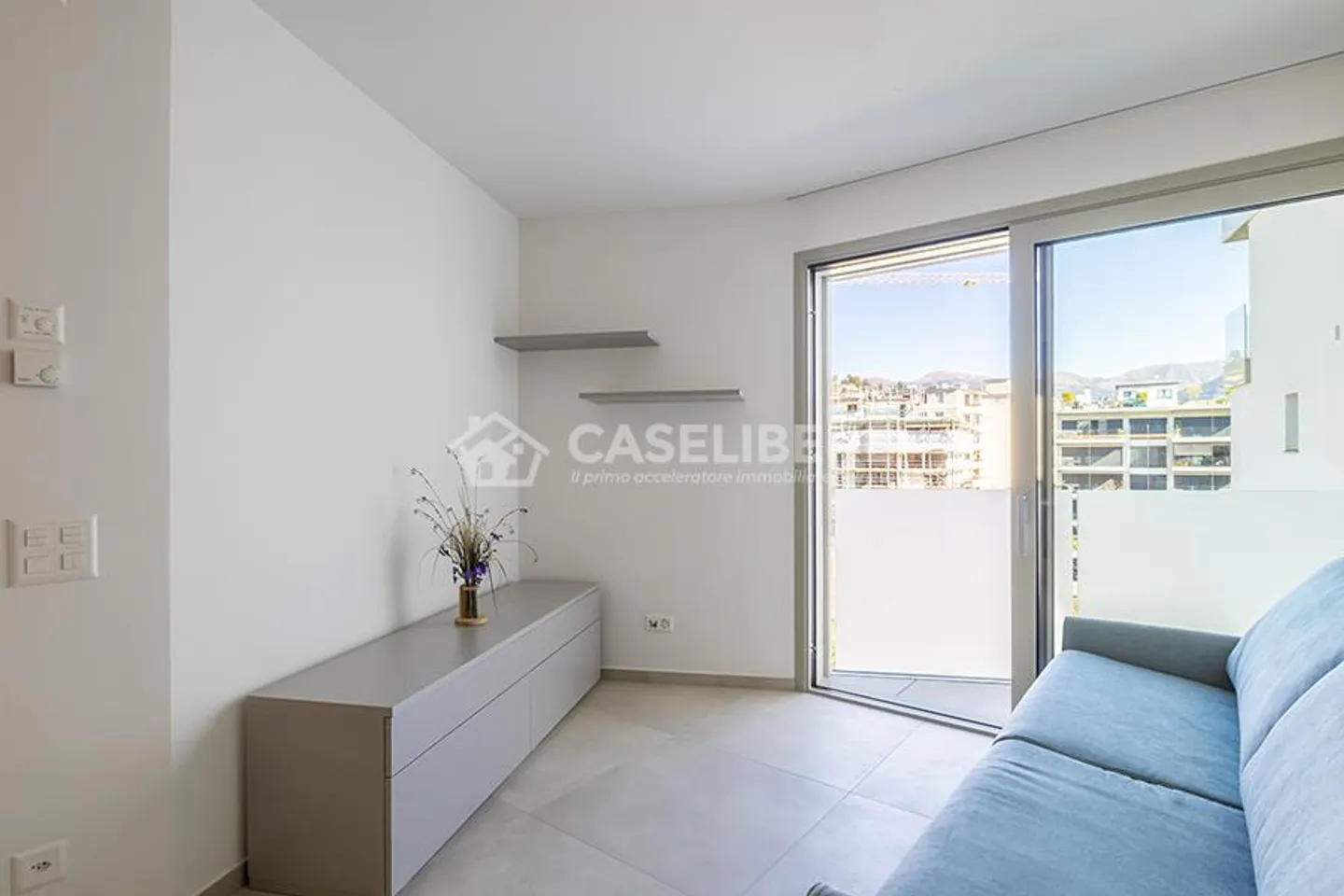 STUNNING 2.5 ROOMS FURNISHED APARTMENT IN MASSAGNO - Photo 4 of 13
