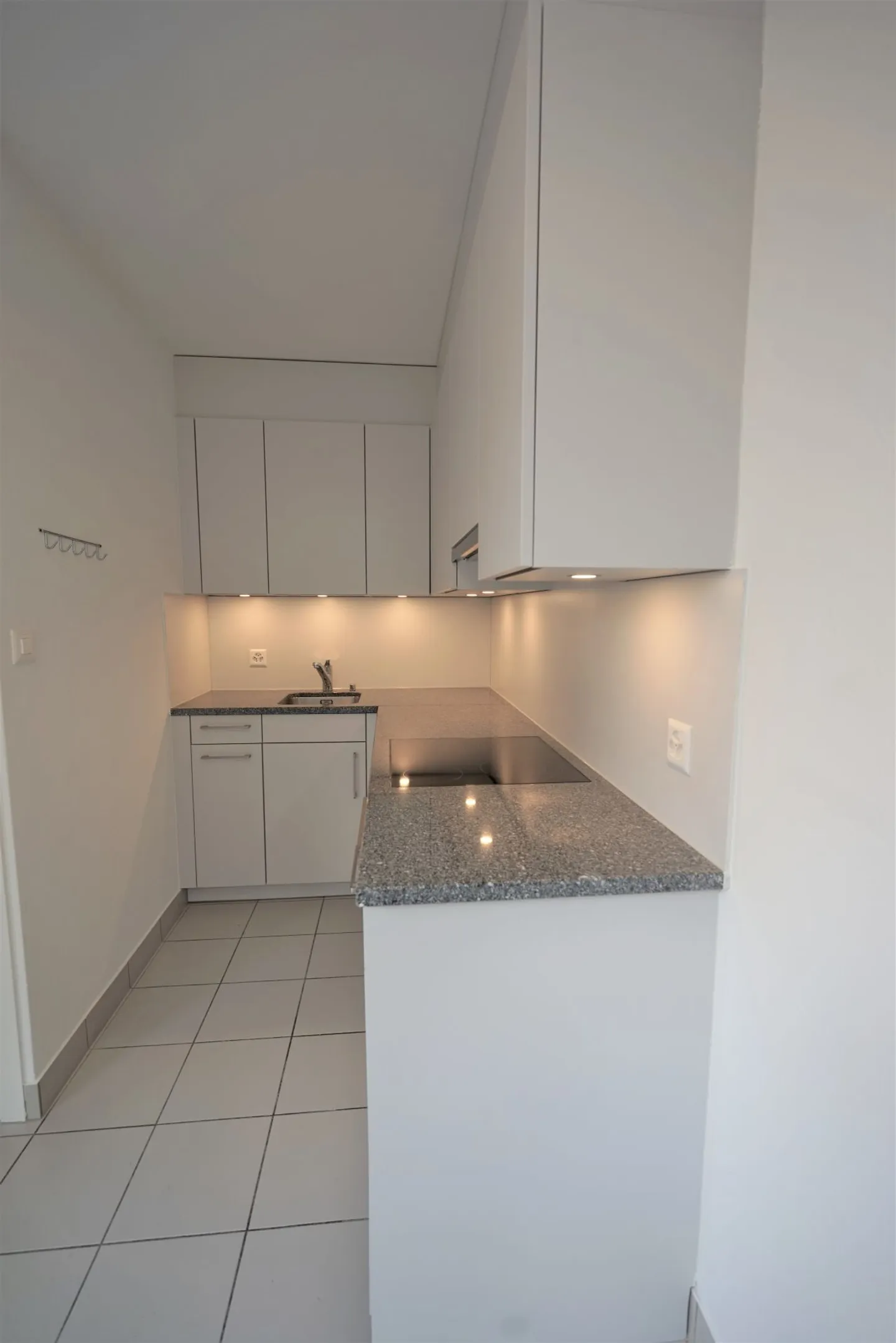 Cozy 2.5-room apartment in a great location - Photo 4 of 6