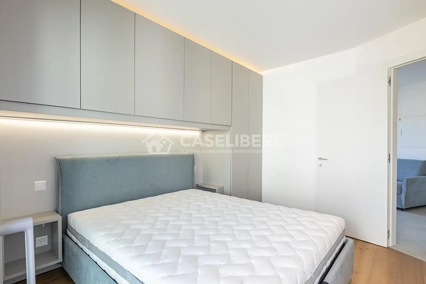 STUNNING 2.5 ROOMS FURNISHED APARTMENT IN MASSAGNO - Photo 11 of 13