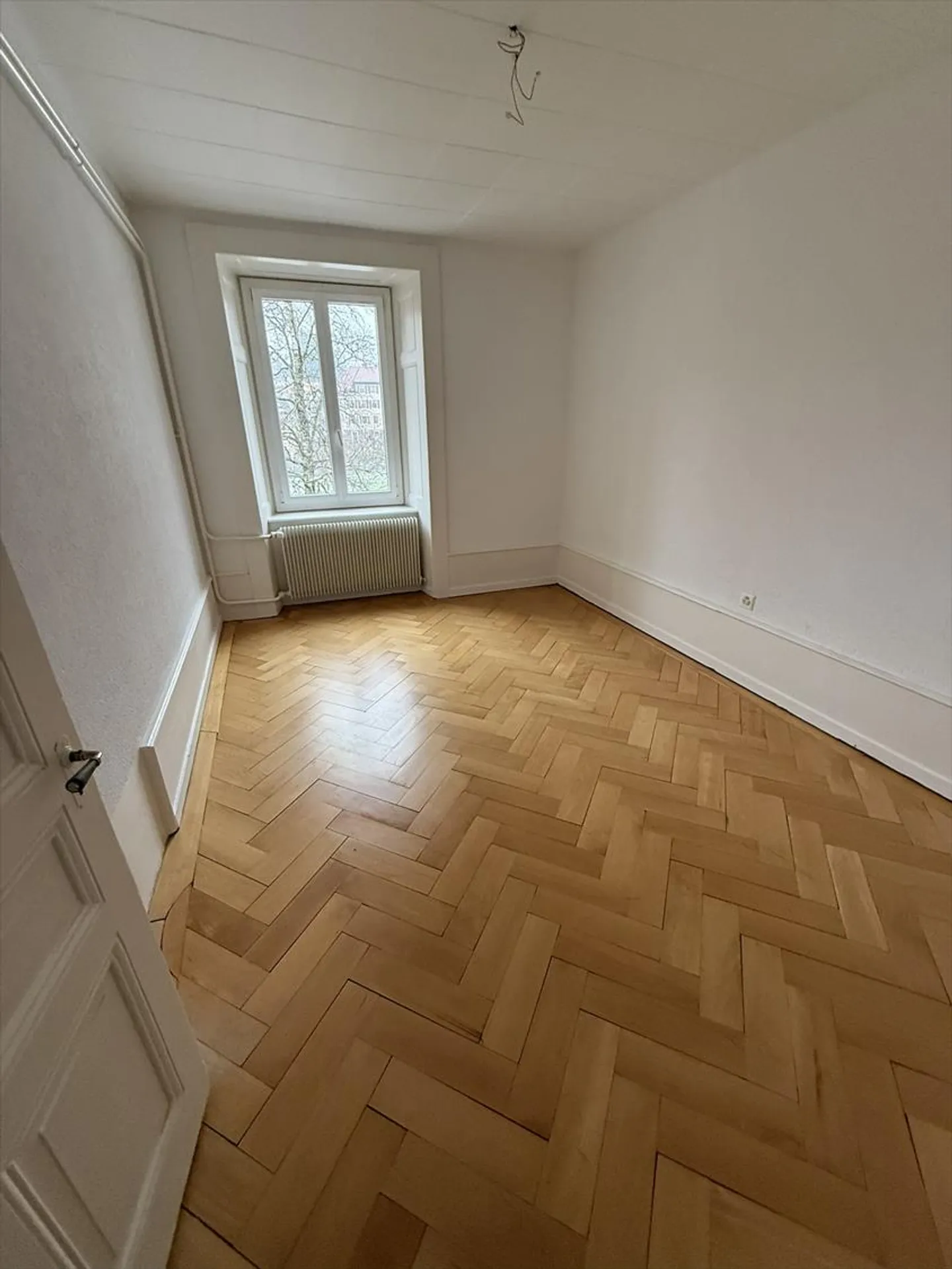 Appartamento 3 camere al 2° piano – Rue des Fleurs 24, La Chaux-de-Fonds - Foto 8 di 16