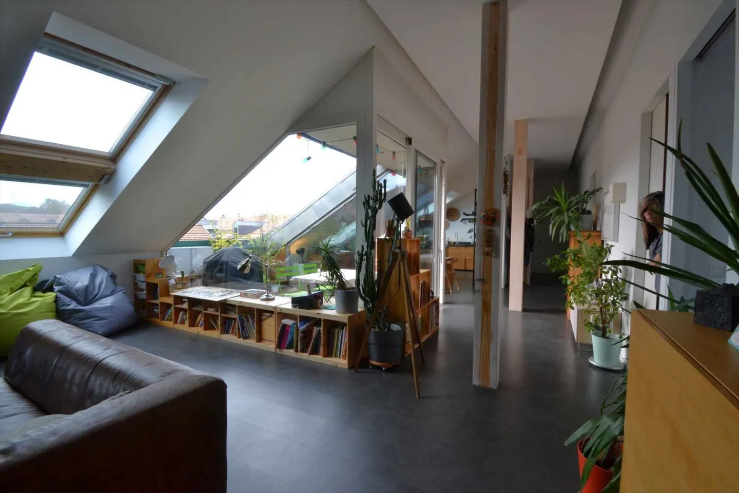 Top floor 4 rooms - Photo 4 of 8
