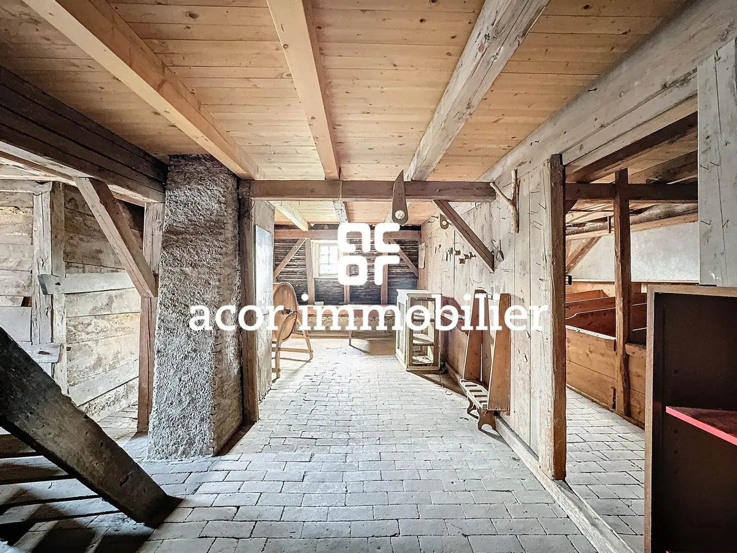 OPPORTUNITÉ EXCLUSIVE POUR LES INVESTISSEURS - Photo 2 sur 5