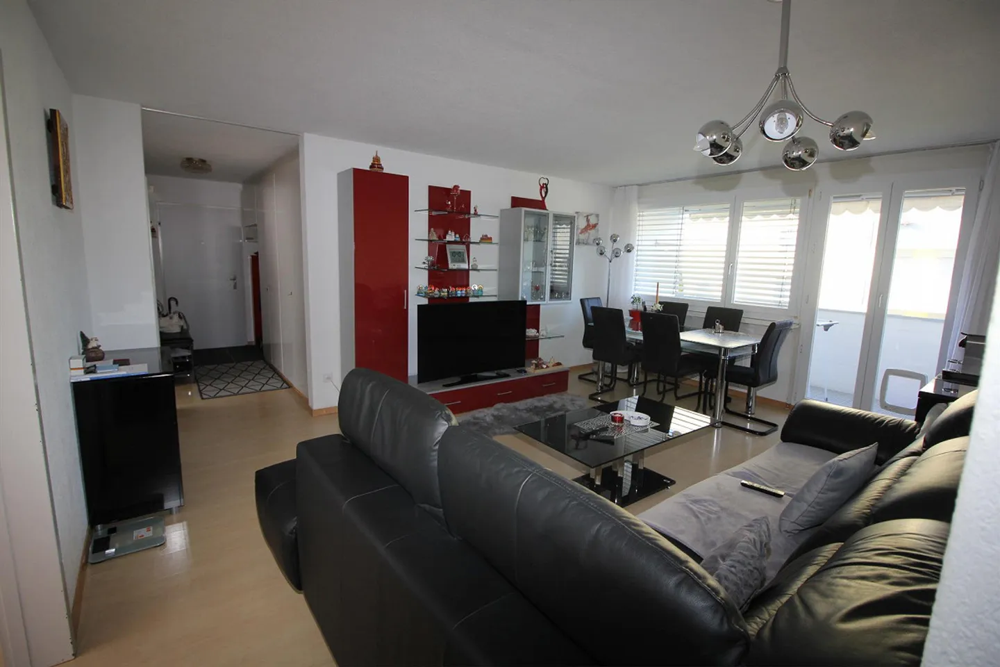 Appartement 4 pièces près de la gare - Photo 3 sur 13