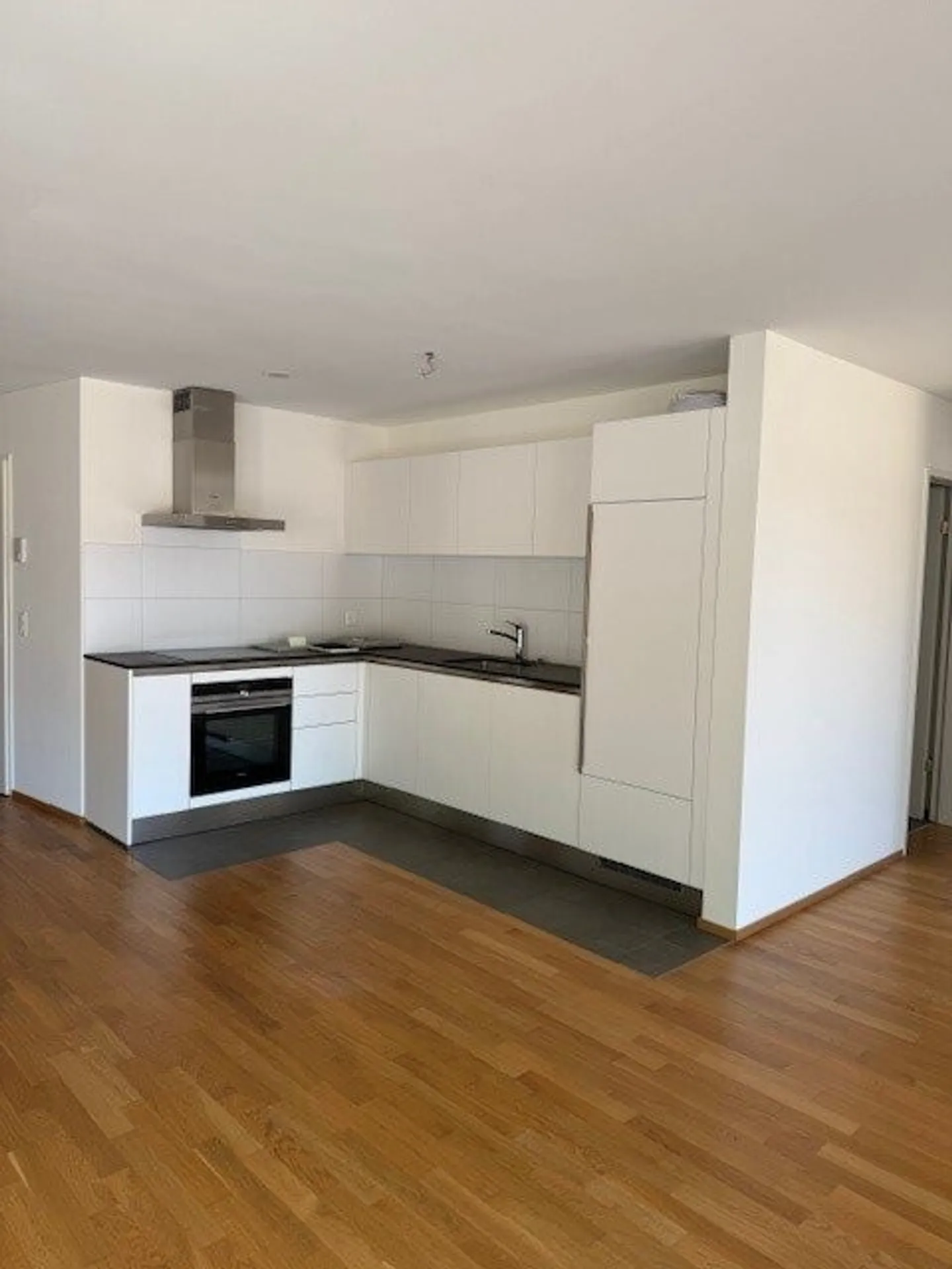 Superbe appartement en attique de 3,5 pièces à Liestal à louer - Photo 4 sur 10