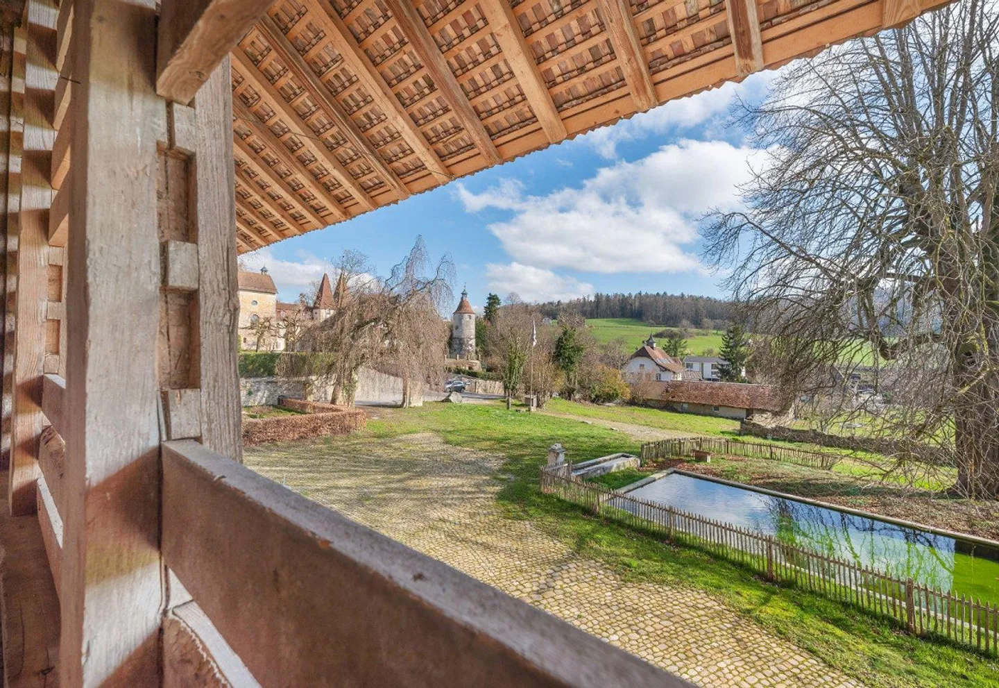 Exclusive Maisonette Apartment in Historic Farmhouse - Photo 10 of 13