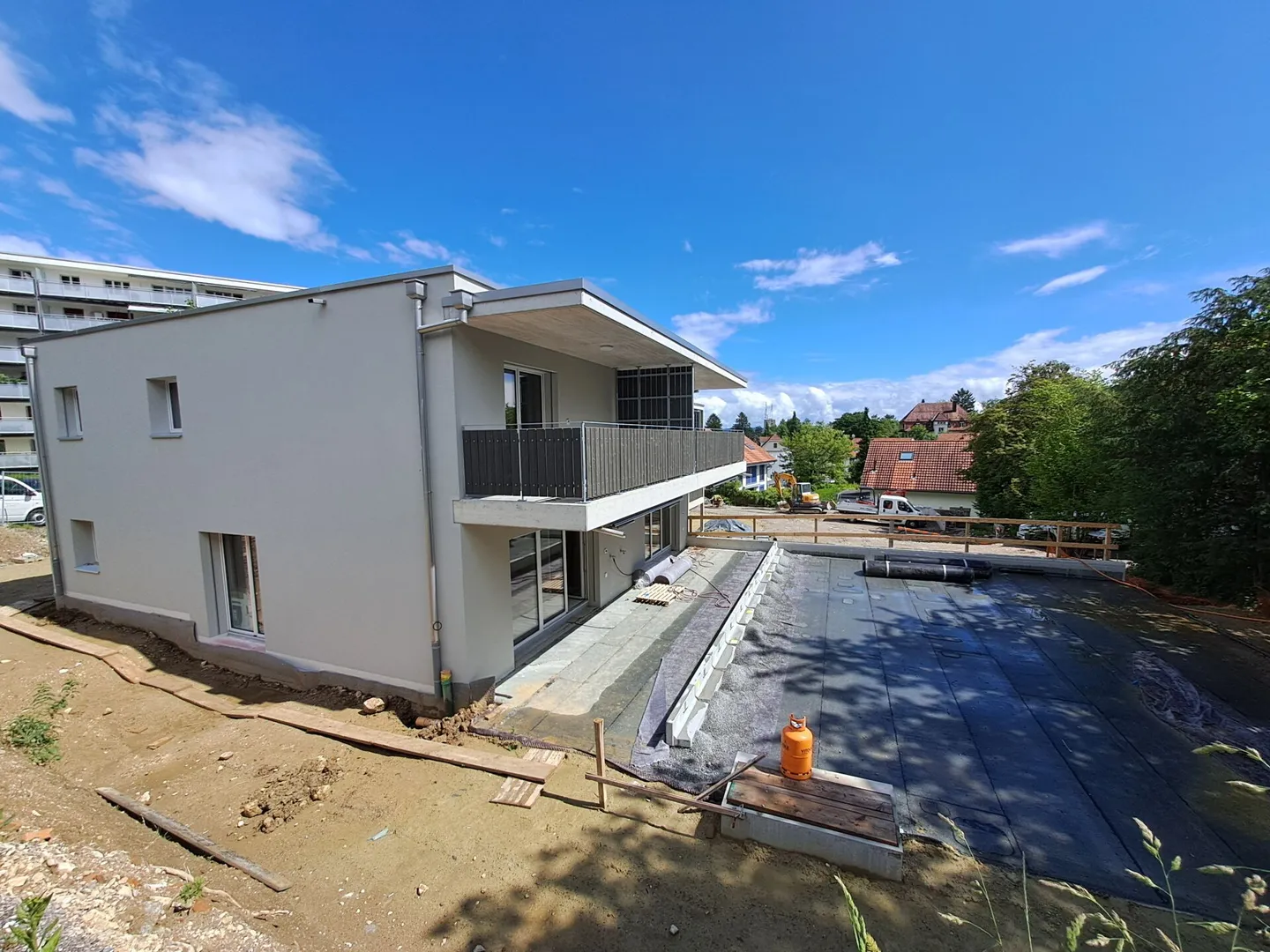 Neues 3.5 Zimmer Doppeleinfamilienhaus, zentrale Lage in Grenchen - Foto 2 von 7