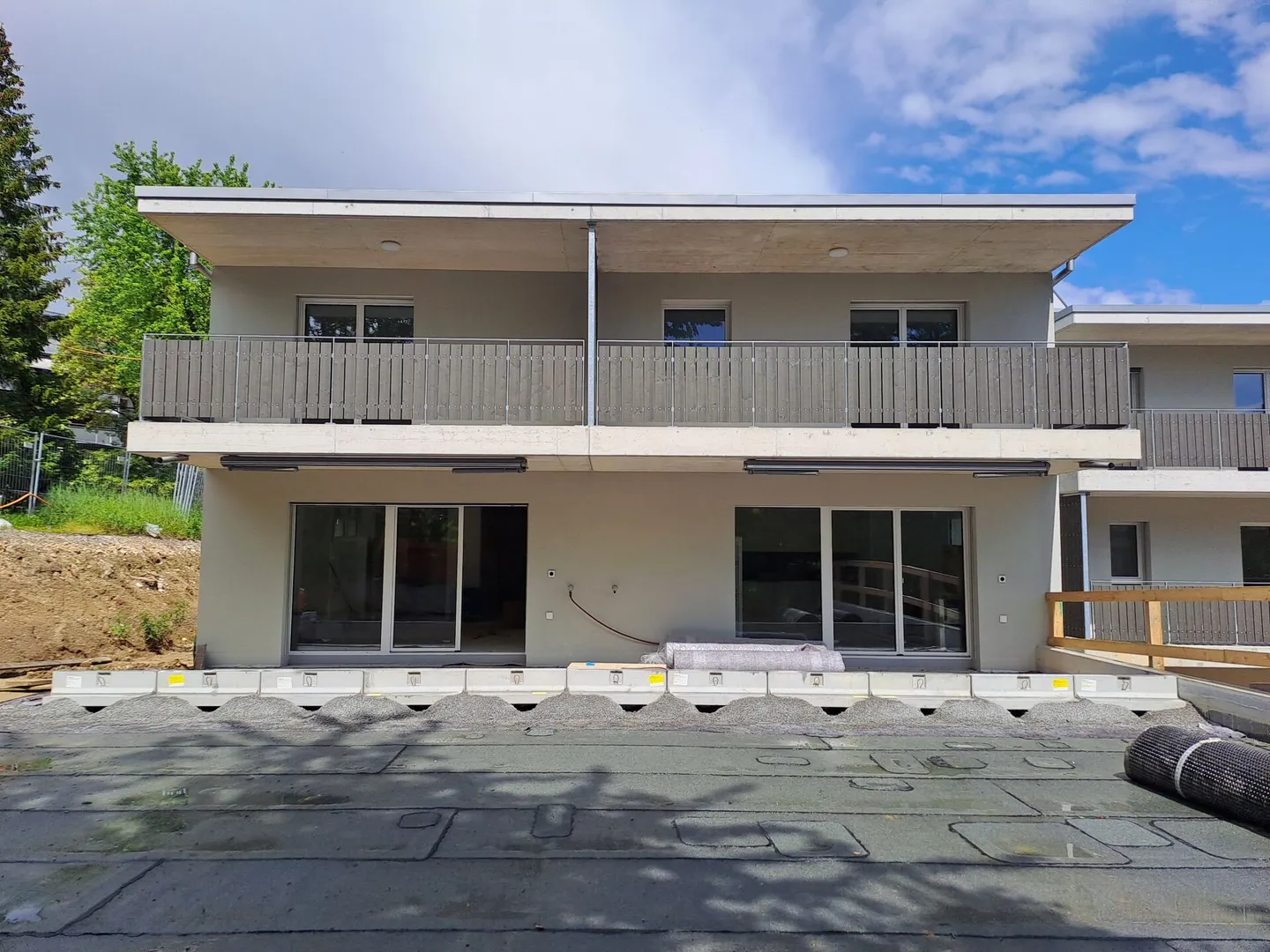 Neues 3.5 Zimmer Doppeleinfamilienhaus, zentrale Lage in Grenchen - Foto 3 von 7