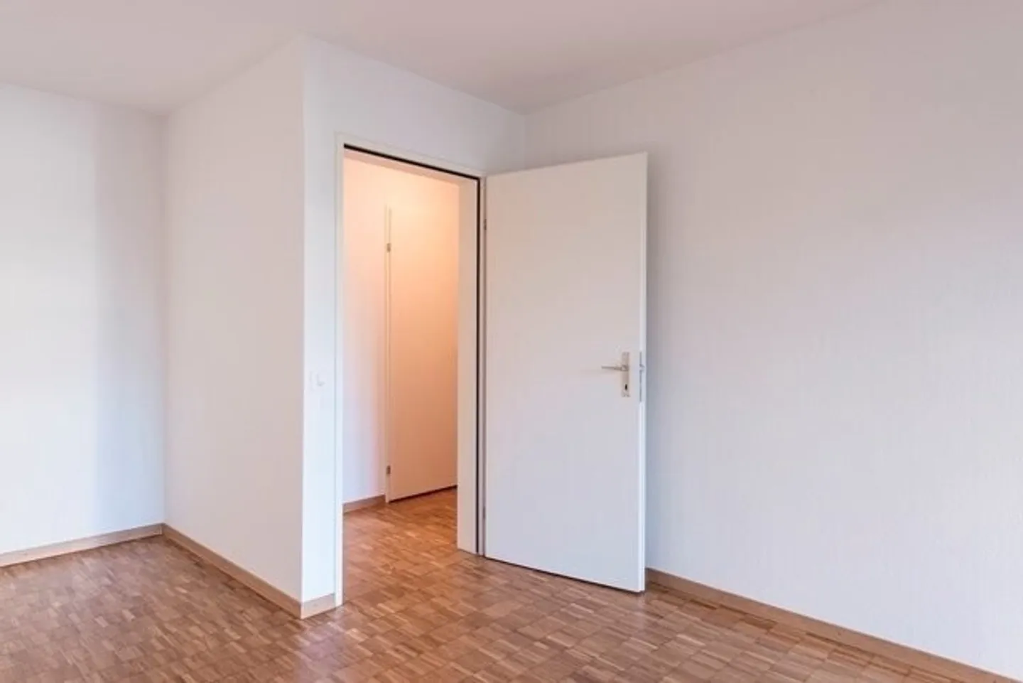 Wohnung mieten - Foto 3 von 7