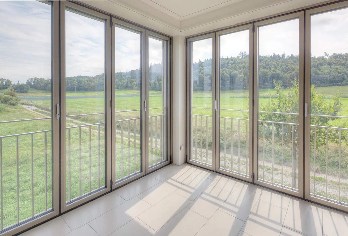 Appartamento moderno con standard elevati - Foto 2 di 8