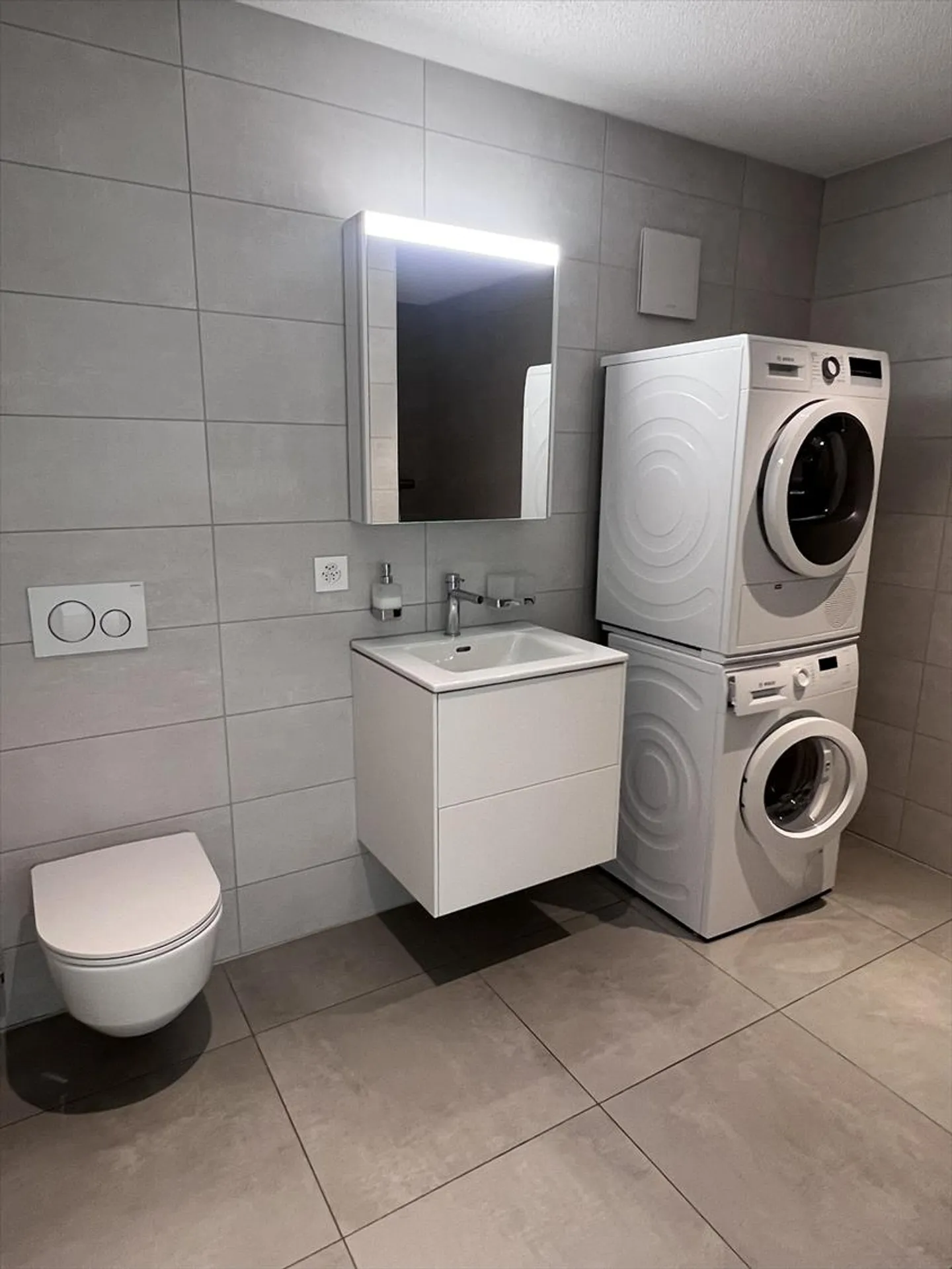 Dans immeuble récent en PPE - appartement de 2.5 pièces au 2ème étage - Photo 5 sur 6