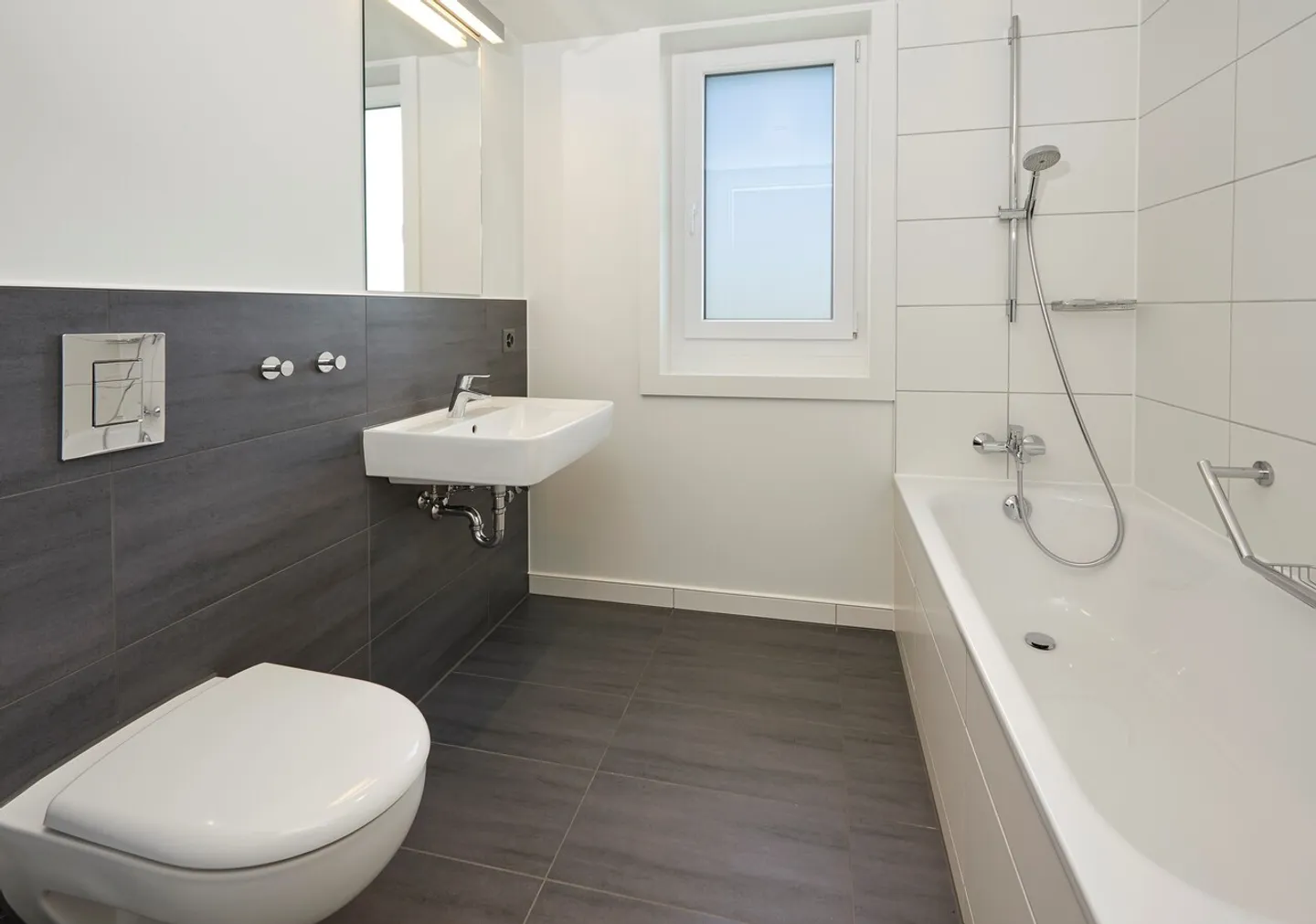 Modern 3.5-room apartment with garden seating area in Kerzers - Photo 6 of 9