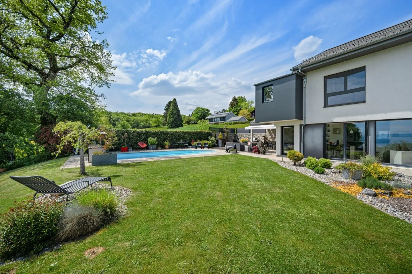 Contemporary Villa with Lake and Alps View - Photo 24 of 41