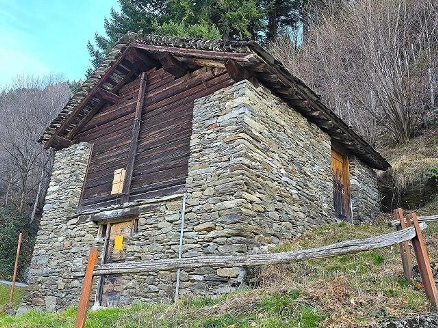Charmant projet de rénovation à Mesocco - Photo 1 sur 13