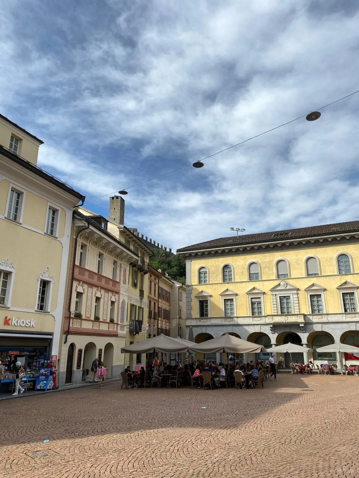 3.5 Room Apartment in the Center at the Foot of Castelgrande - Photo 6 of 7