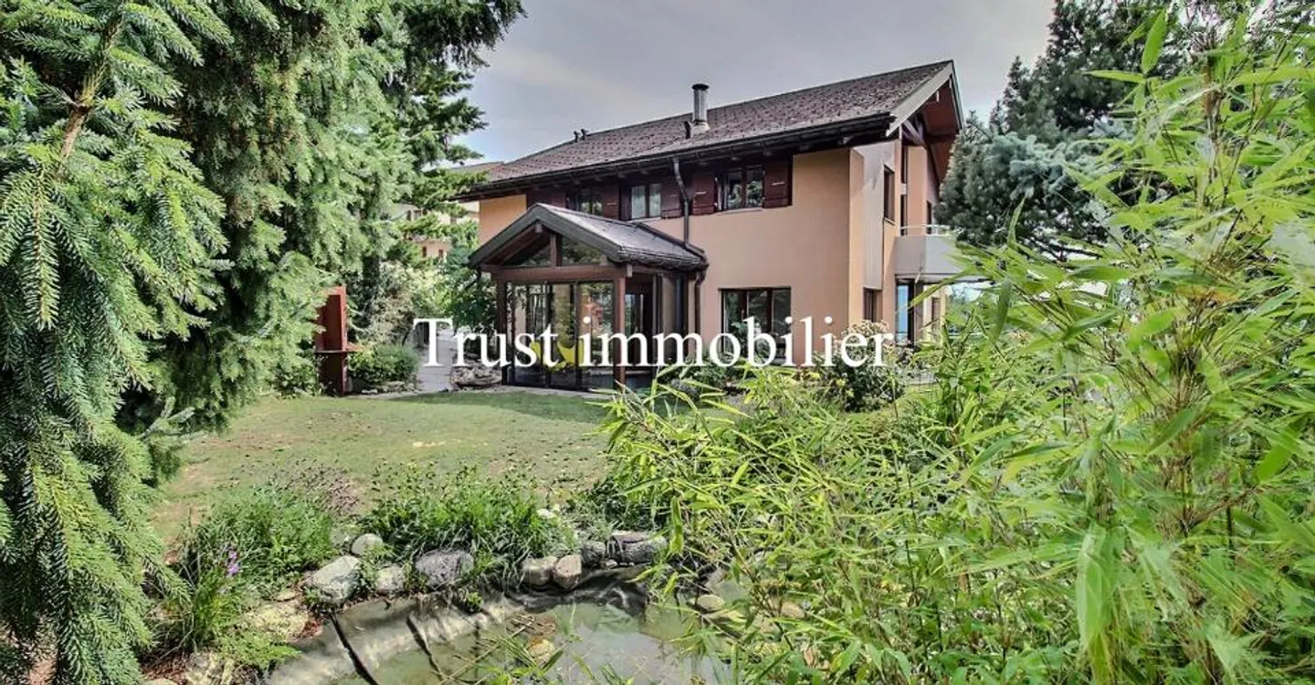 6002. Maison lumineuse avec vue panoramique sur les montagnes - Foto 1 di 9