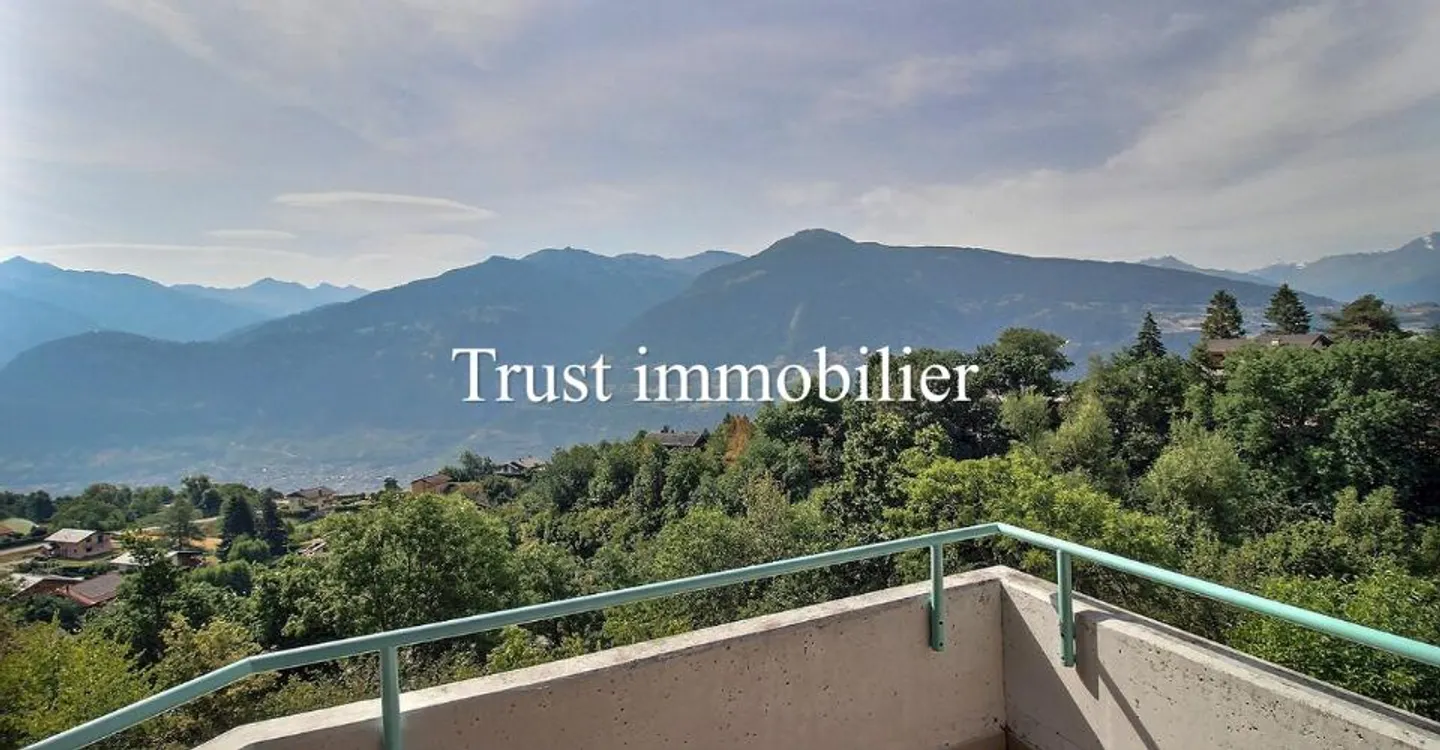 6002. Maison lumineuse avec vue panoramique sur les montagnes - Foto 6 di 9