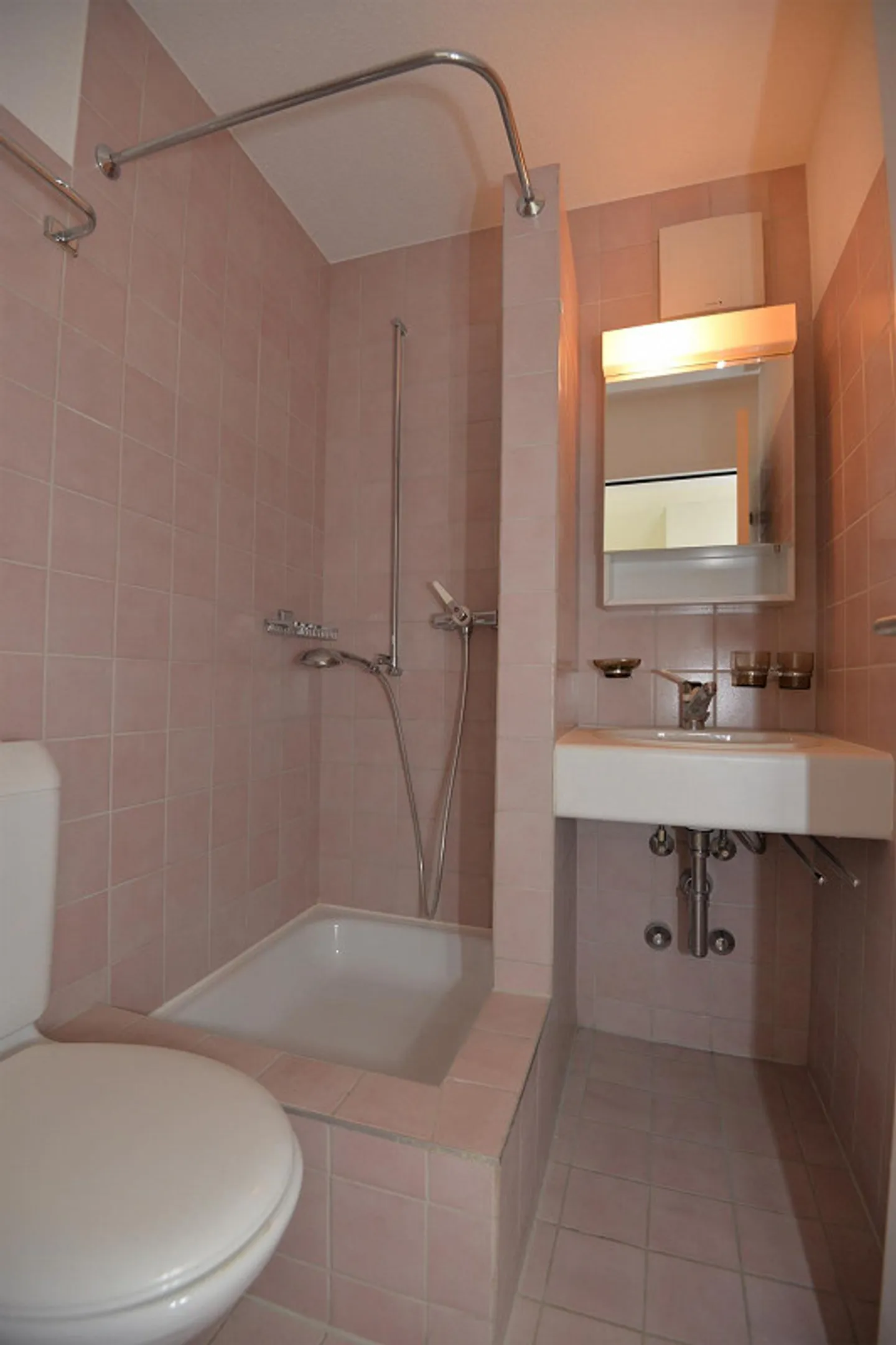 Appartamento in affitto - Foto 10 di 11