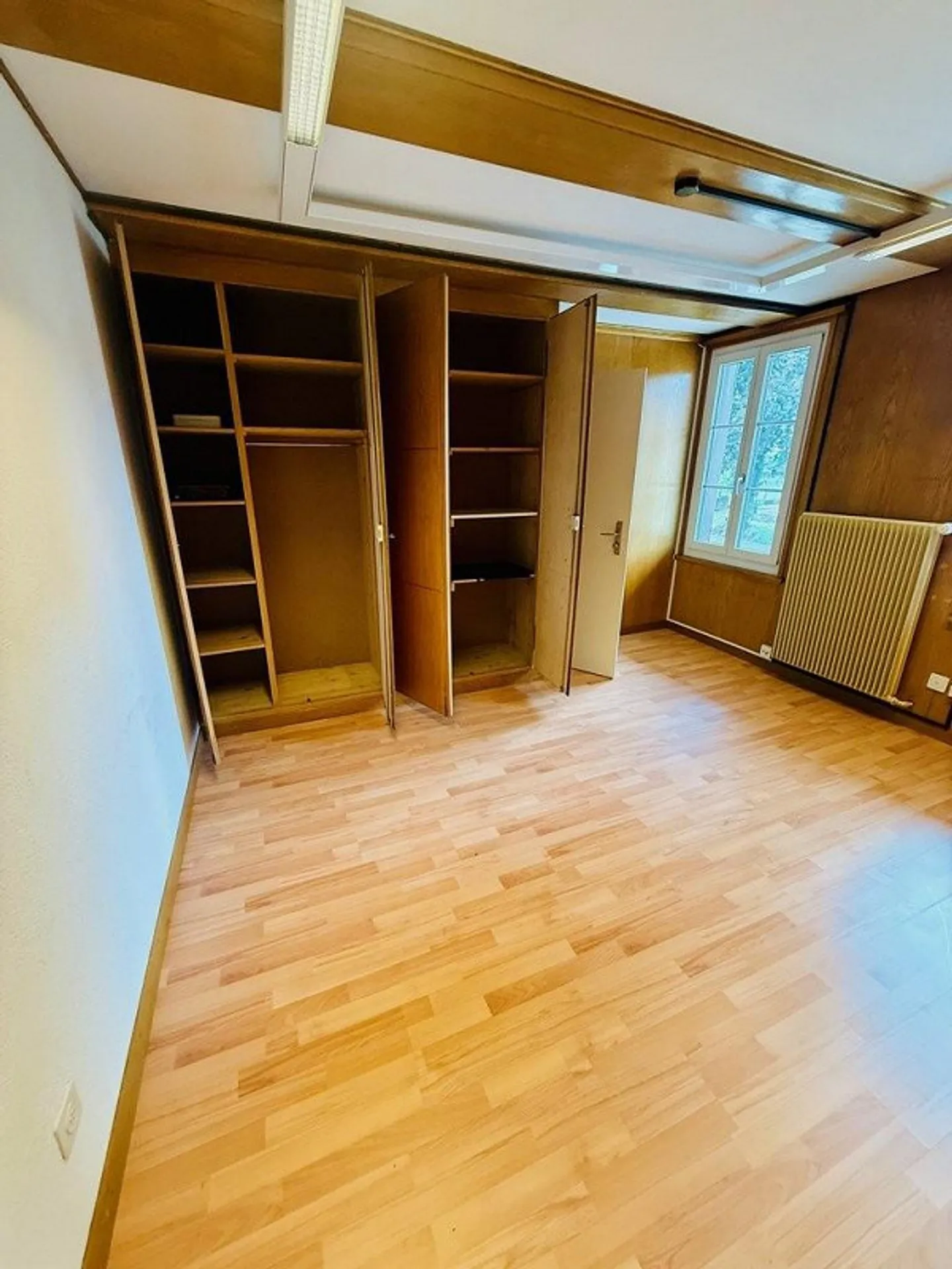 Bright Office / Single Room on the 1st Floor - Central in Jegenstorf - Photo 3 of 4