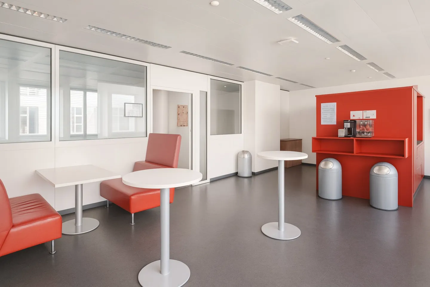 Elegant Office Space in Vaud - Photo 3 of 9