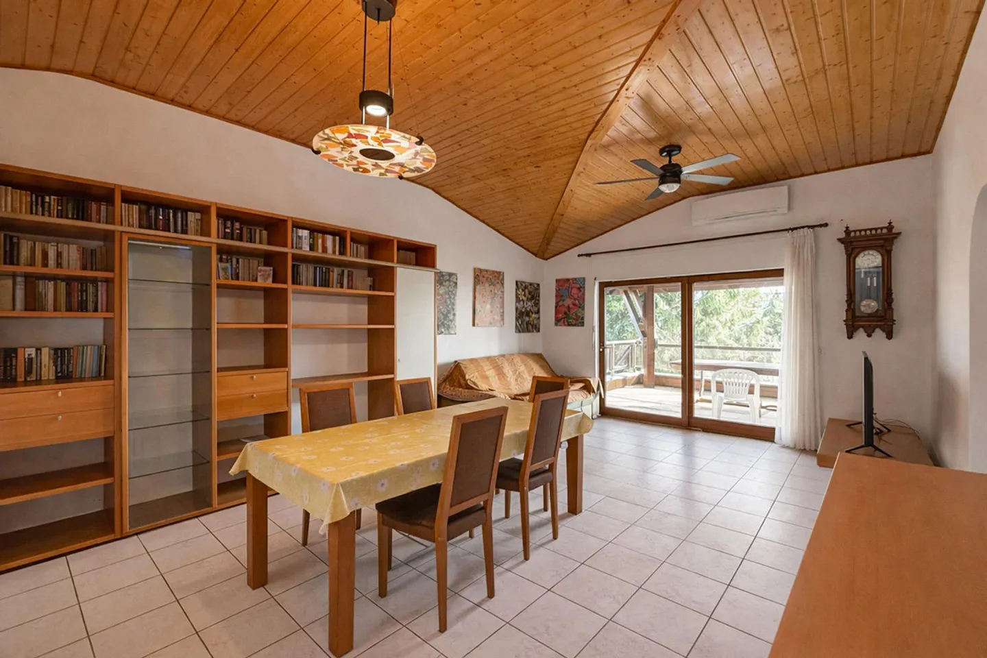 3,5-Zimmer-Wohnung mit Terrasse und offener Aussicht in Vacallo - Foto 1 von 8