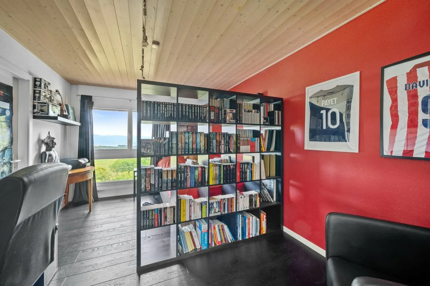 Contemporary Villa with Lake and Alps View - Photo 38 of 41