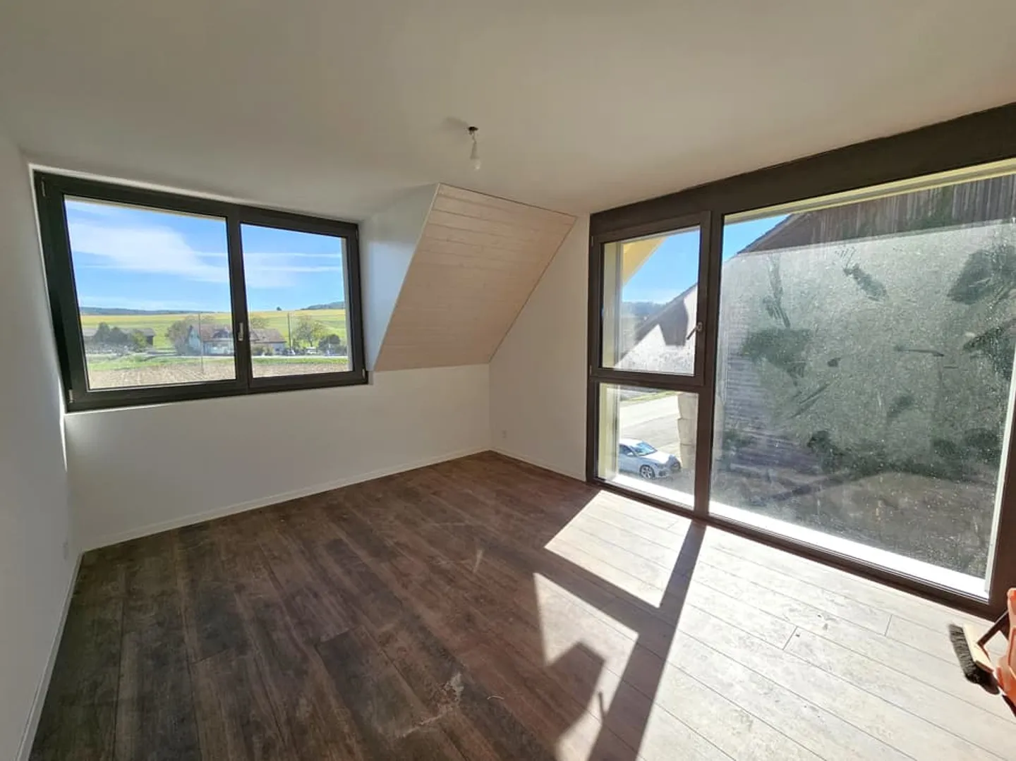 Semi-Detached Villa - Photo 5 of 5